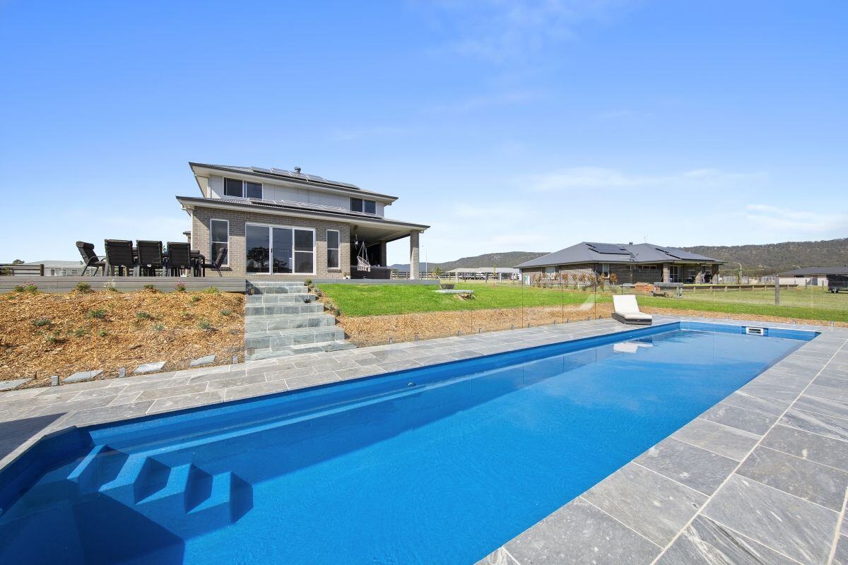 13m-Lap-pool_Sapphire-Blue_Millfield_236